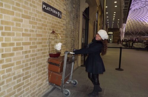 plataforma do harry potter na kings cross station